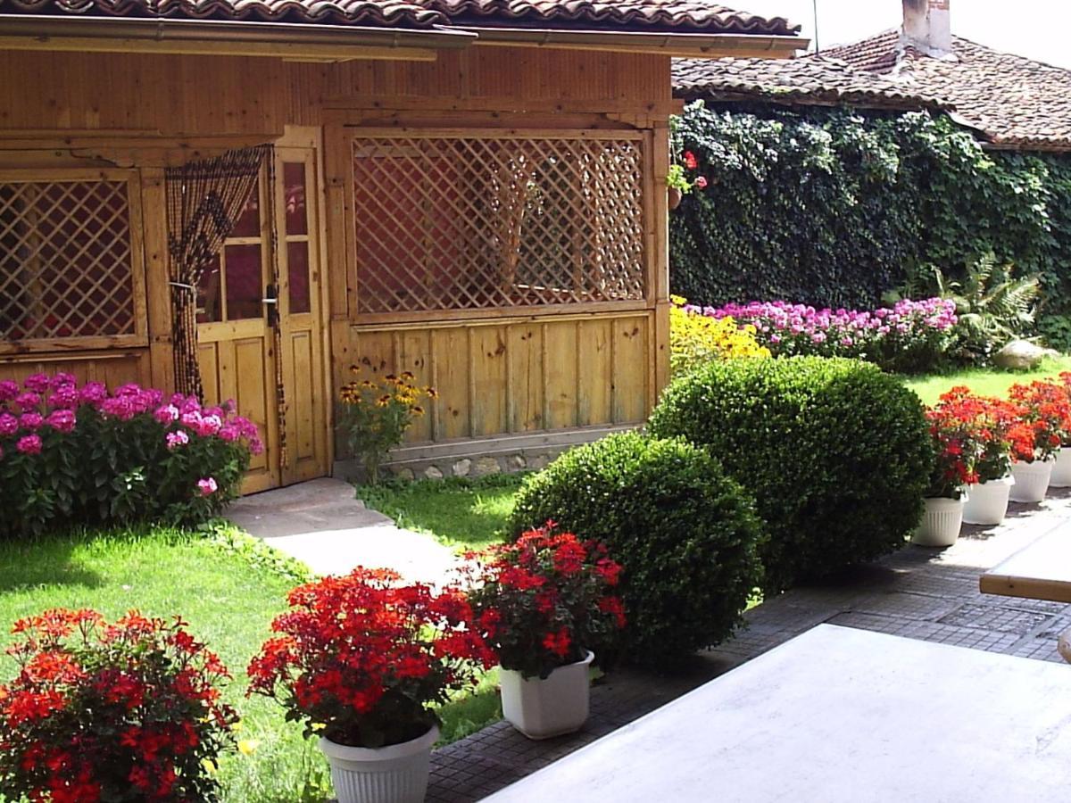 كوبريفشتيتسا Guest House Astra المظهر الخارجي الصورة